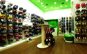 crocs showroom