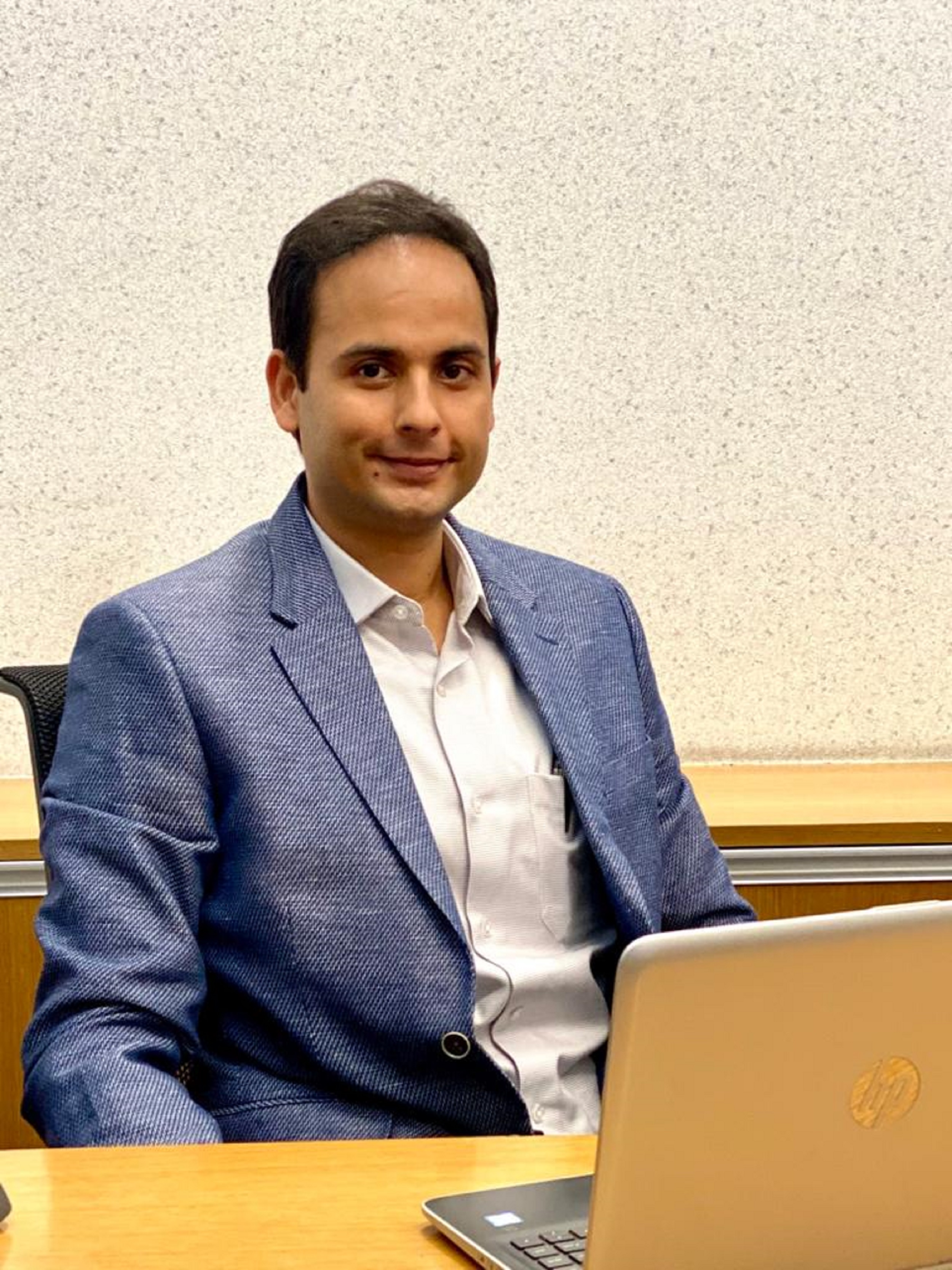 Gurvineet Singh, CEO, Viviana Mall