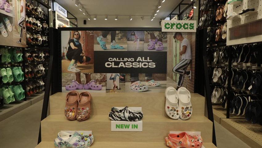 crocs showroom in cp