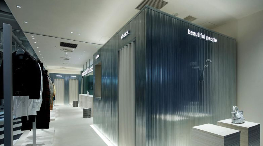Beautiful People's store in Japan aimed to reduce the initial construction process. This resulted in both time and cost efficiency; along with easy fixture disassembly at end of life, hence completely reusable / recyclable for its next journey. 