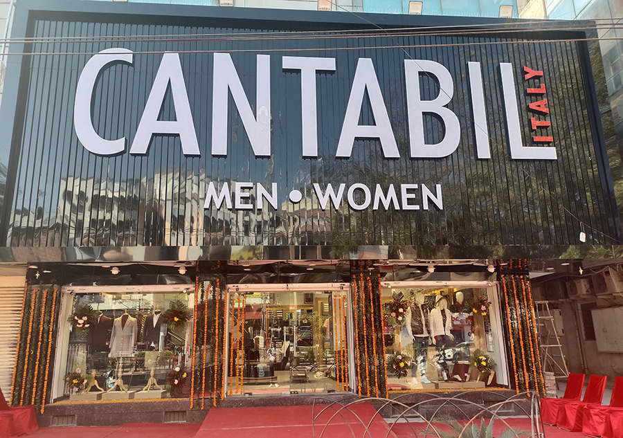 Cantail Italy store front look