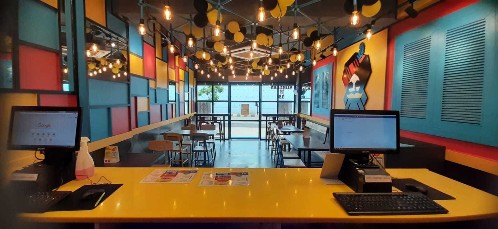 Burger Singh Outlet inside look