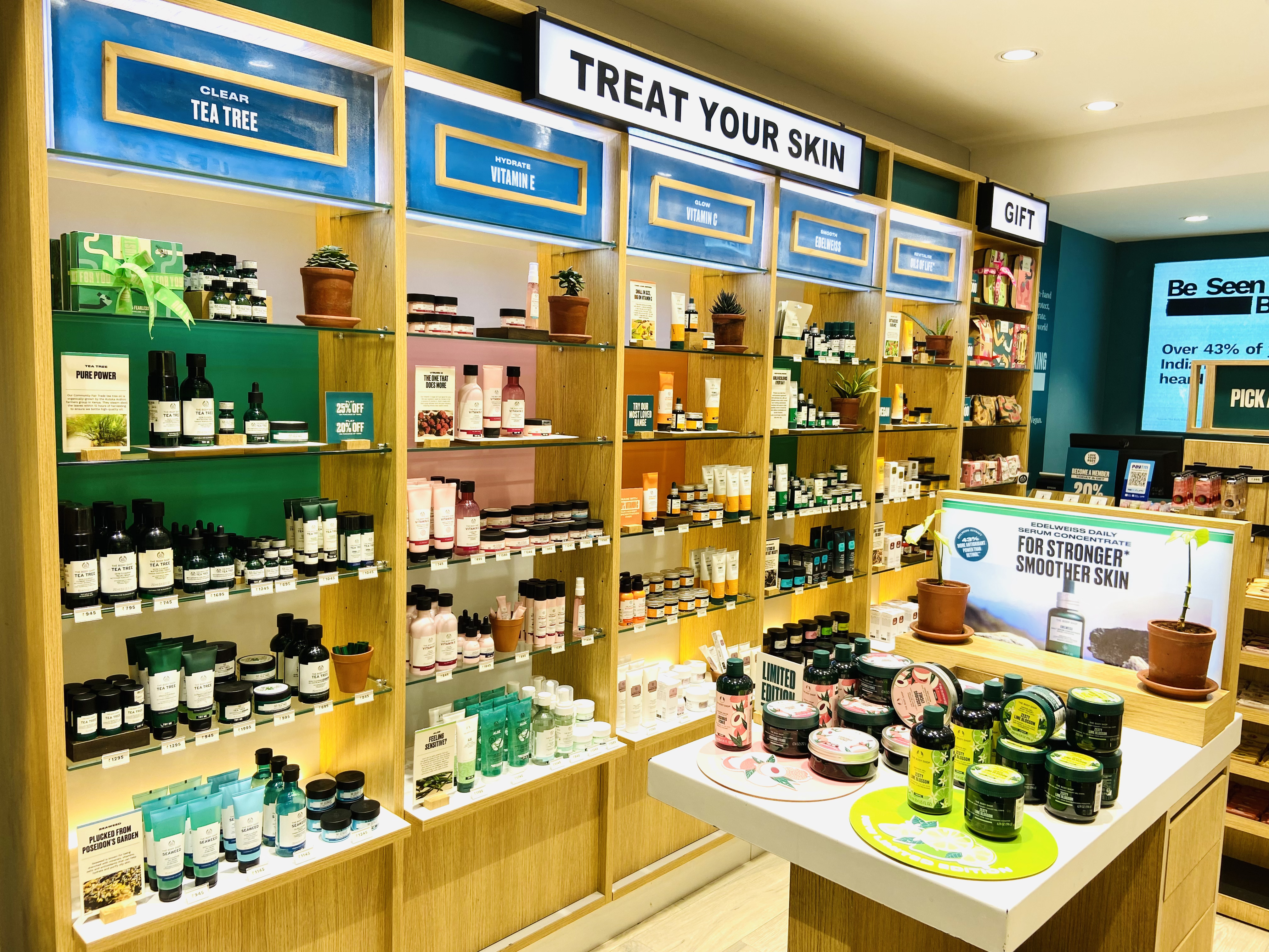 Body Shop store: Cosmetic products on display