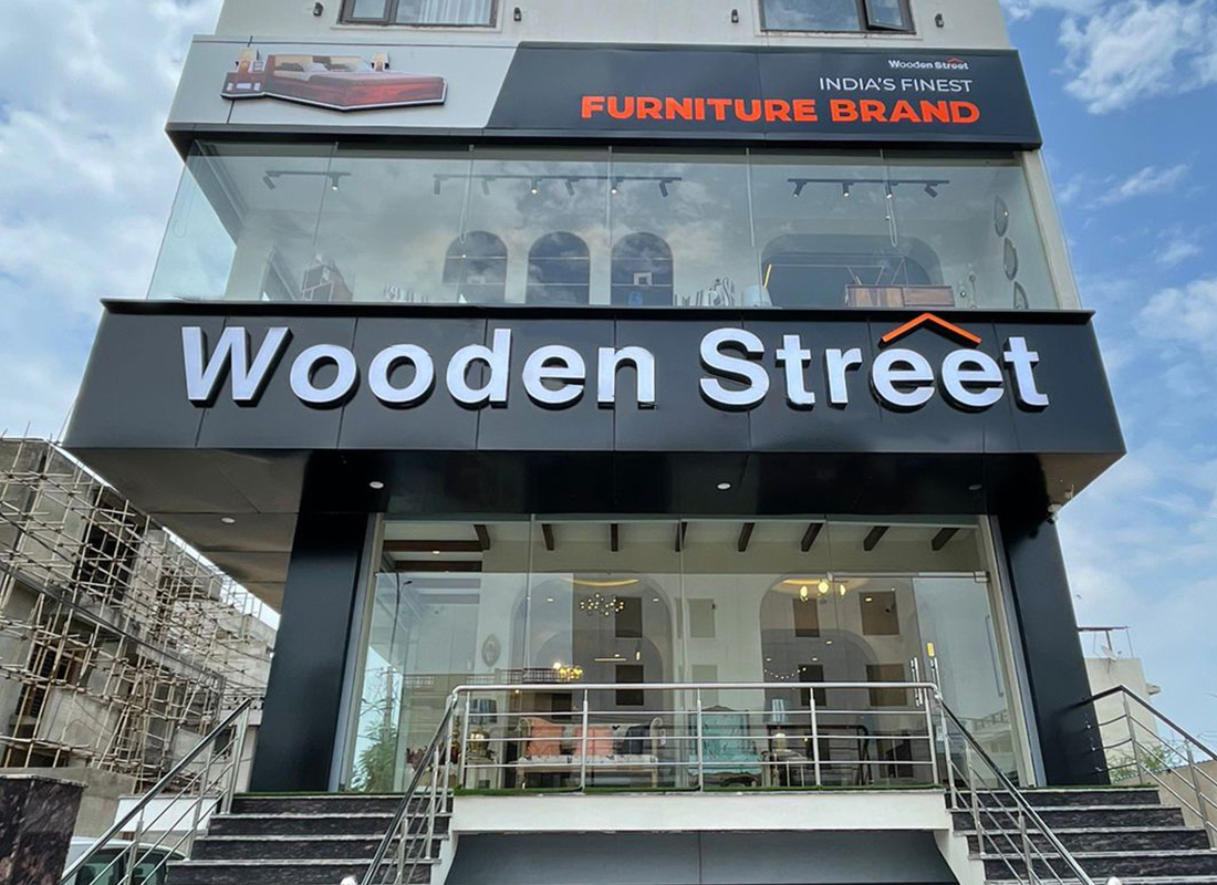 Woodenstreet front store look