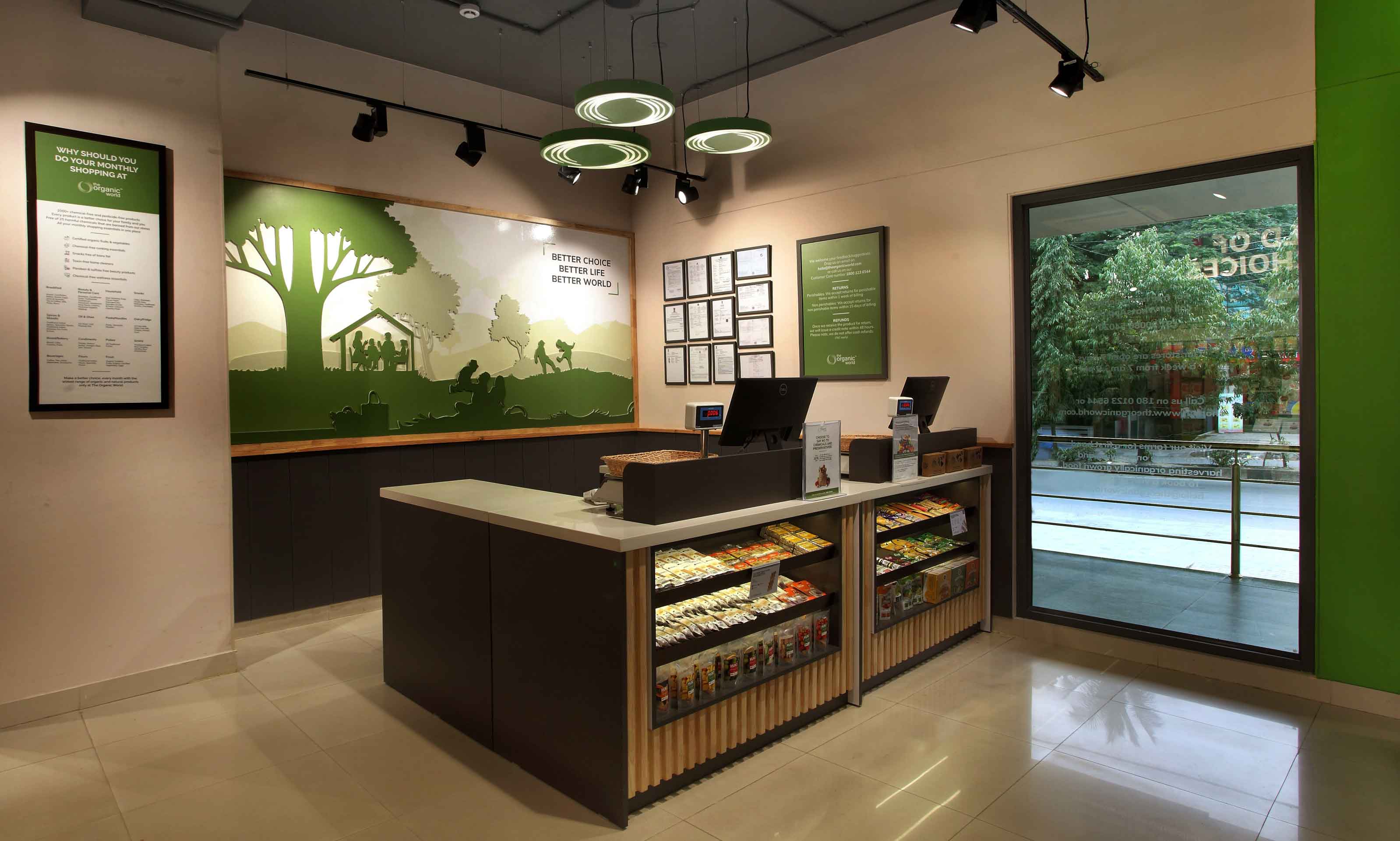 The organic world in store look
