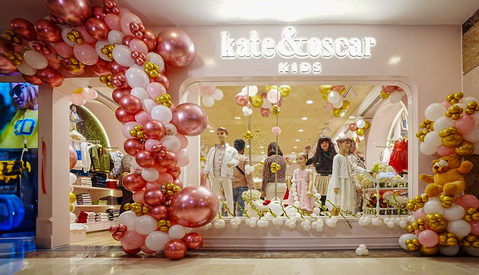 Kate & Oscar kids apparel store look