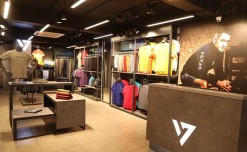 CSK Champions inaugurate the largest store of MS Dhoni’s Seven