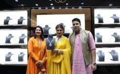 PNG Jewellers launches its first franchise store in Aundh