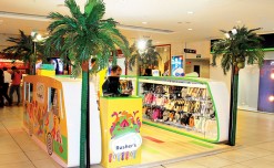 This Rusher’s kiosk makes shoppers flip for Flip Flops