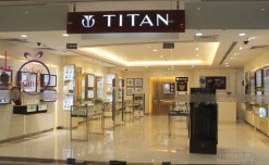 Titan collaborates with SBI to unveil contactless payment watches