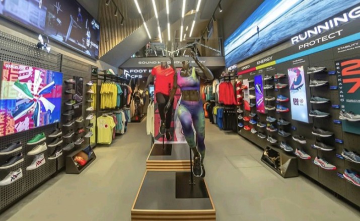 Asics opens its biggest concept store 