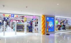 Tablez opens new Toys“R”Us store in Inorbit Mall, Vashi