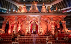 Vegas Mall’s latest installation recreates the essence of ‘Dev Deepawali’ on the Ghats of Varanasi