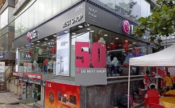 LG Electronics launches 50TH exclusive outlet