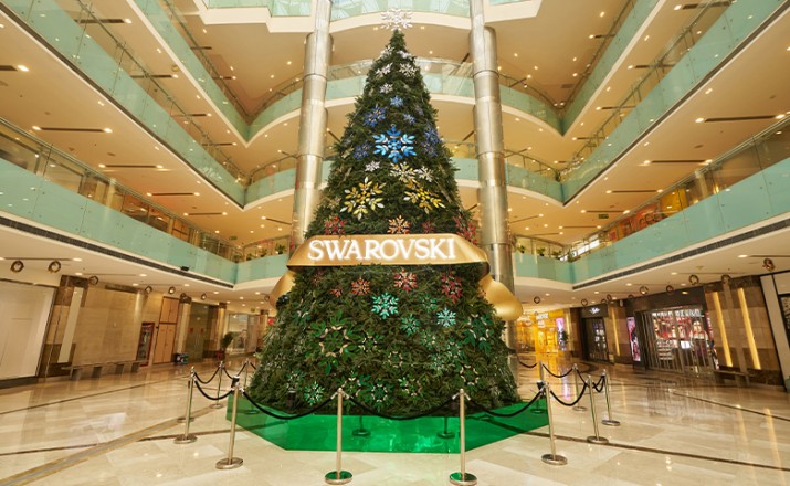 Swarovski’s sparkling festive center piece at Ambience Mall