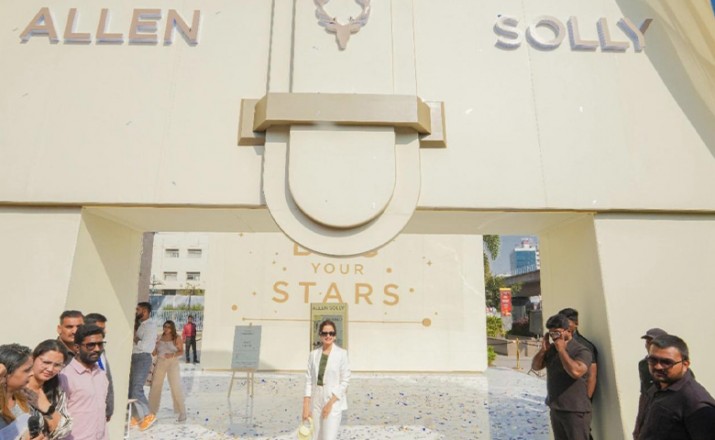 Allen Solly‘s mega bag installation for its ‘Bag Your Stars’ campaign
