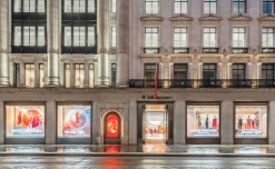 Lululemon partners Tata CLiQ to open its first store in India