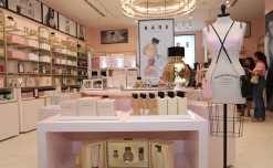 Victoria’s Secret Beauty debuts in Lucknow at Phoenix Palassio Mall