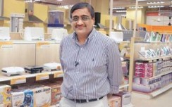 Biyani ties up with Tata-Tesco chain to supply Future brands