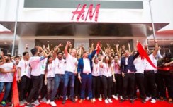 H&M opens its first outlet in Mumbai