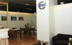 Volvo Cars builds experiential lounge at T3 