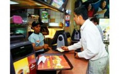 Fast-food chains chase growth in slowdown