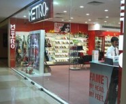  Metro Shoes plans to open 400 stores in the next two years  