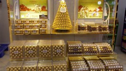 Ferrero Rocher celebrates festivities with sparkling display