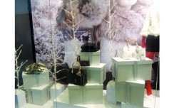  Guess - White Forest Holiday 