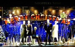 Shoppers Stop celebrates white Christmas
