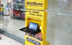 Mahindra First Choice's eye catchy display attracts shoppers