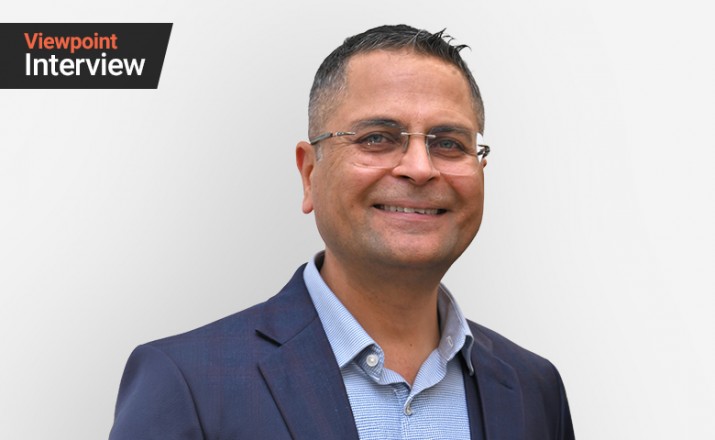 “Offline retail is essential to build market for premium technology products”