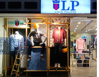 Photos of Louis Philippe, Satara Road, Pune, October 2023